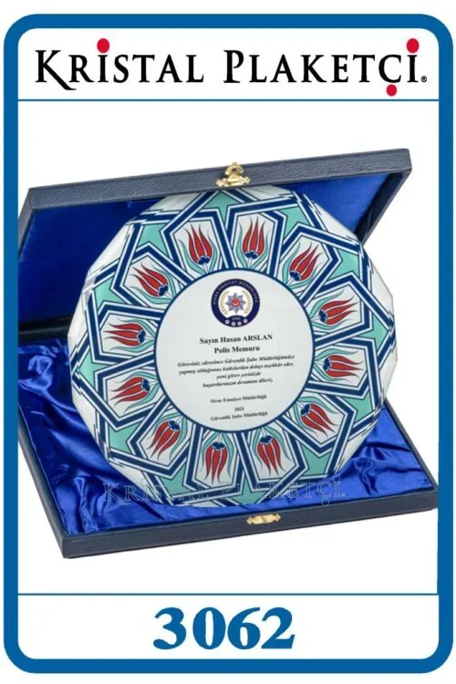 Tabak Plaket Lale Çiçek Motifli Cam – 3062 (Çap 25 cm) – Kod 3062 | kristal plaket