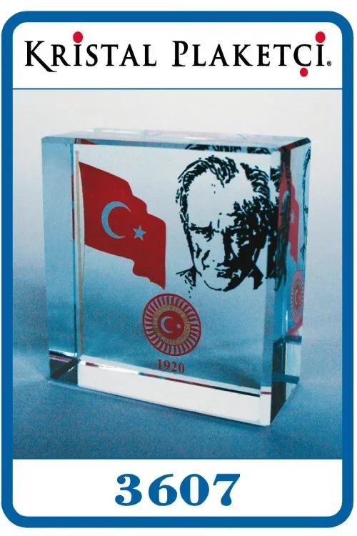 Kristal Küp Atatürk Renkli – 3607 (3x6x6cm) – Kod 3607 | kristal plaket